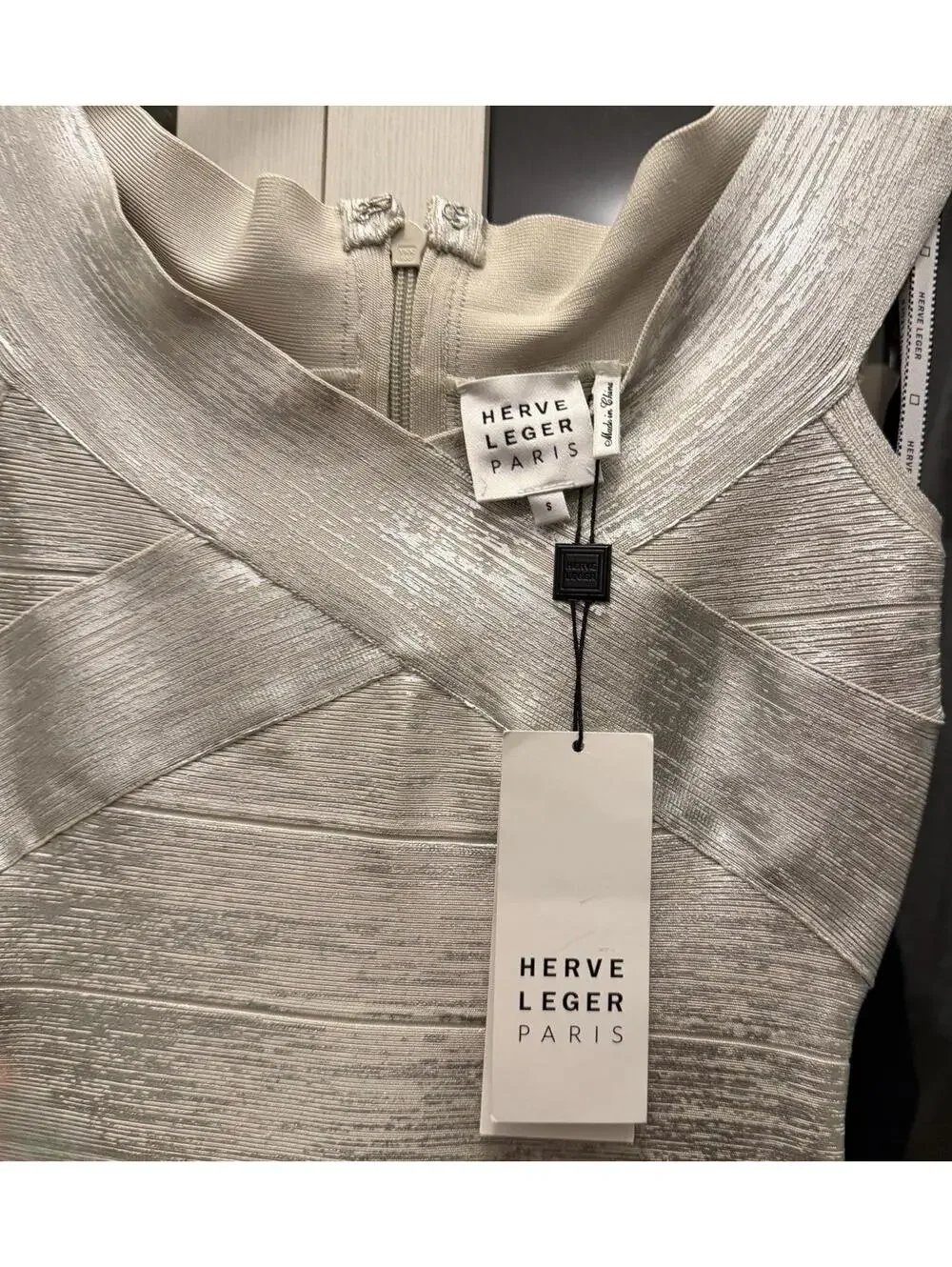 NWT Herve Leger Silver Criss Cross Foil Dress, Size Small 4-6. - Picture 4 of 7